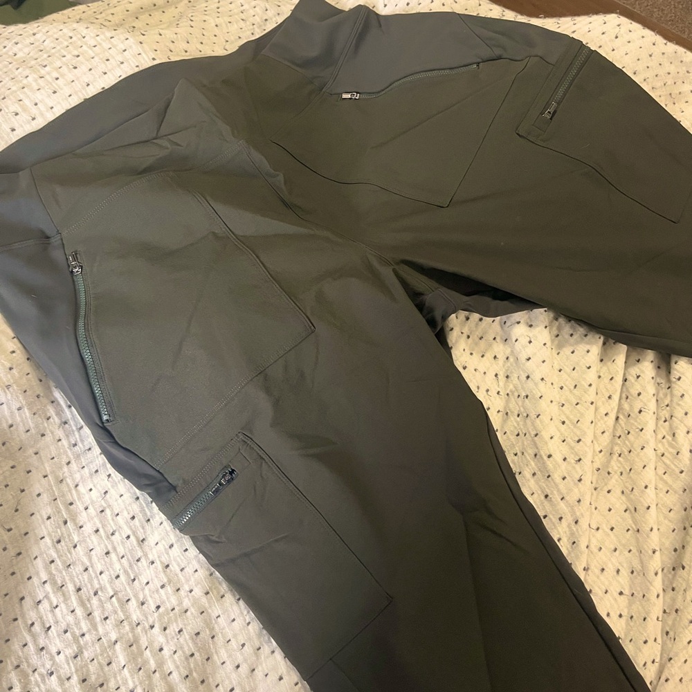 Athleta Cargo Pants